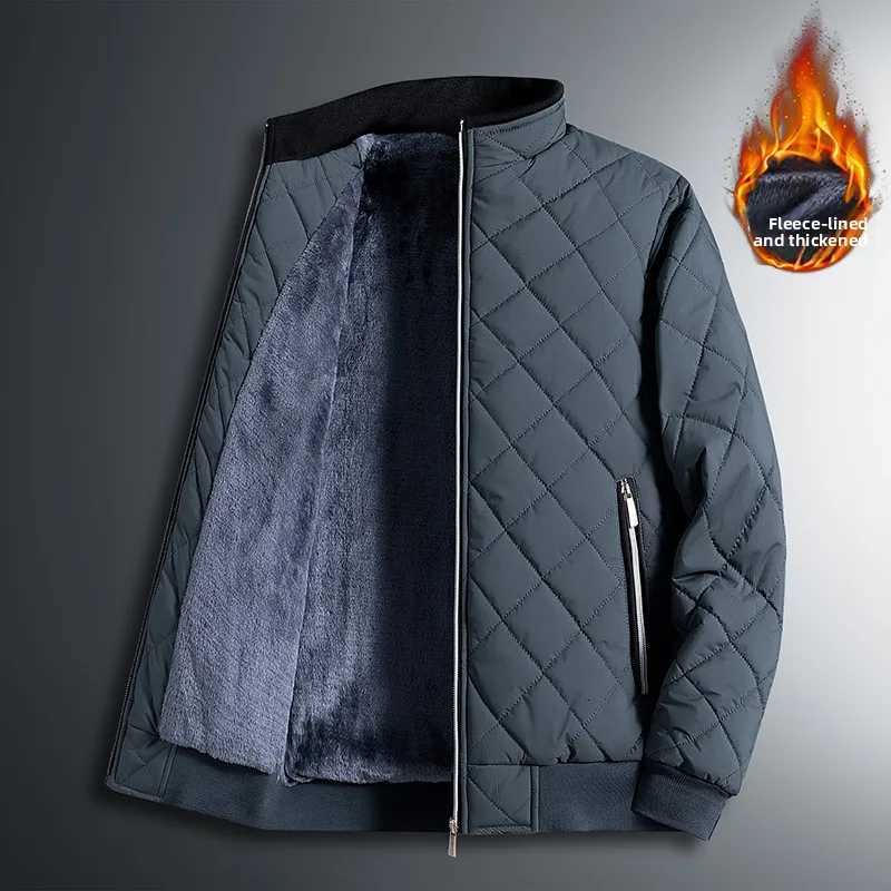 Autumn Winter Outdoor Mountaineering Camping Windproof Warm Jacket Outdoor High Quality Sports Leisure Plus Velvet Thick Jacket Z251024