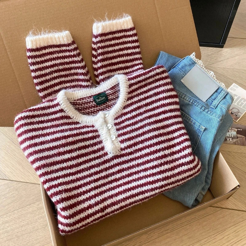 Womens Sweater Oneck Long Sleeved Red Striped Y2K Elegant Aesthetics Fashion Warm Top Autumn Winter Pullover Casual Sweater 251023