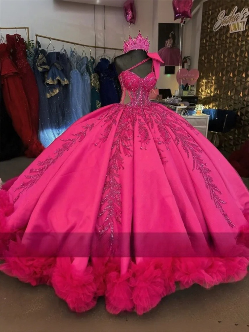 Princess Pink Quinceanera Dresses With Bow Bead Crystals Tiered Ruffles 15th Birthday Party Dress Ball Gown Customized O23