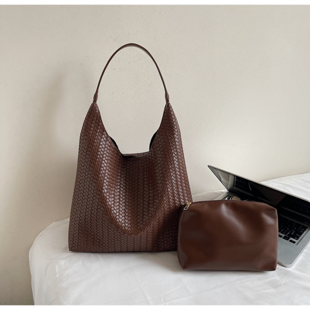 Elegant Multi-Purpose Woven Tote for Ladies: Stylish Autumn Accessory with Ample Storage Space