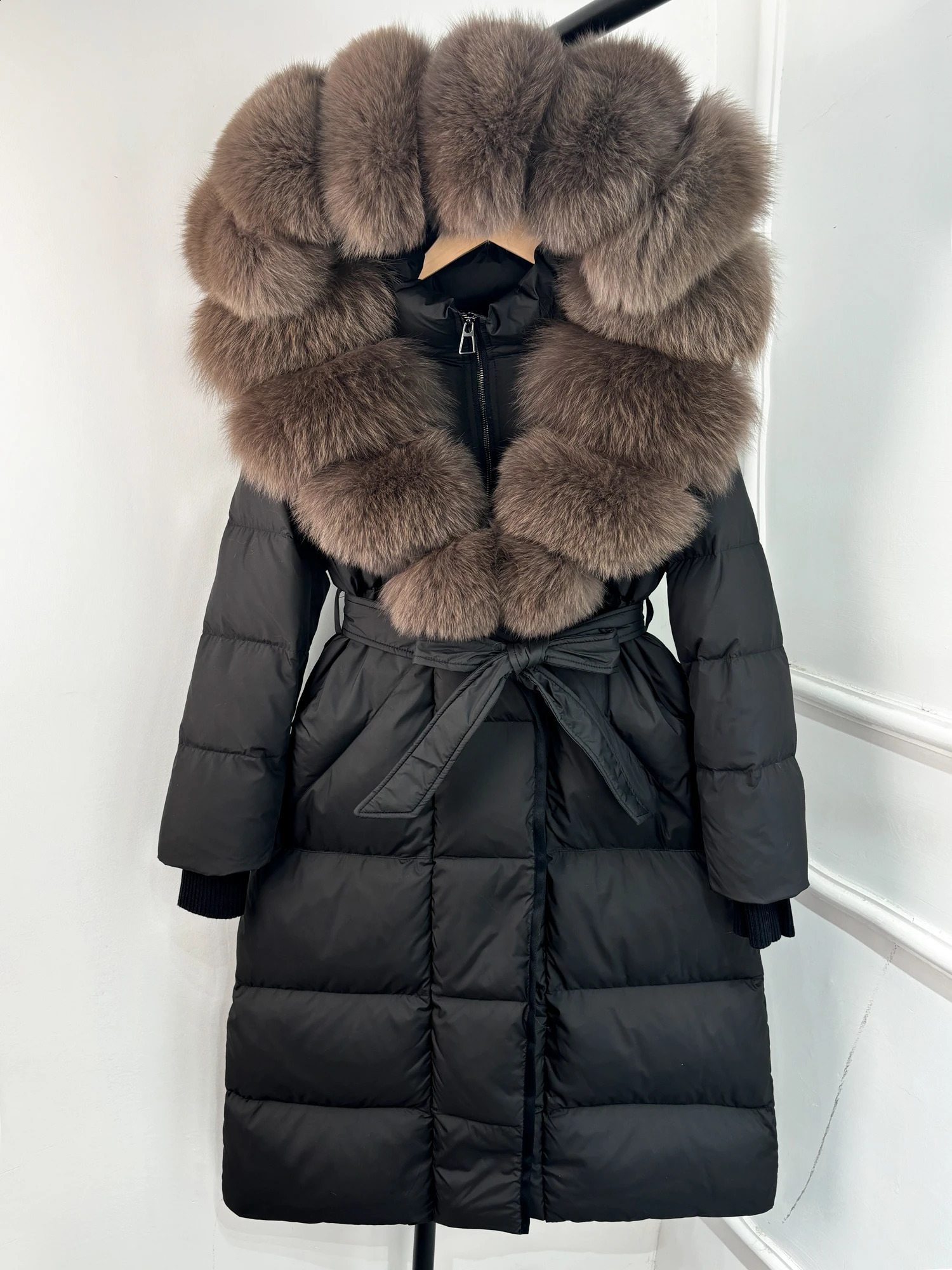 Janveny Winter Long Hooded Puffer Jacket Women Warm Thickened Fox Fur Collar White Goose Down Jacket Waterproof Parkas 251020