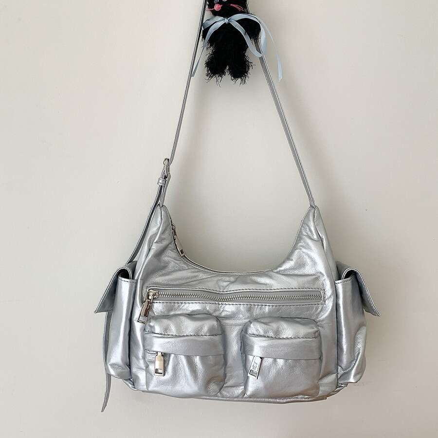 Soft Leather Silver Large Capacity Crossbody Niche Design Fashion Versatile Shoulder High-End Commuter Bag For Women B5