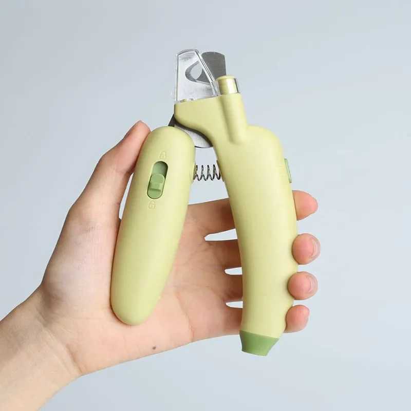 Banana Nail Clippers Claw Trimmers for Dog Cat Dog Toenail Clippers with LED Light for Bloodline Professional Grooming Tool Z20251024