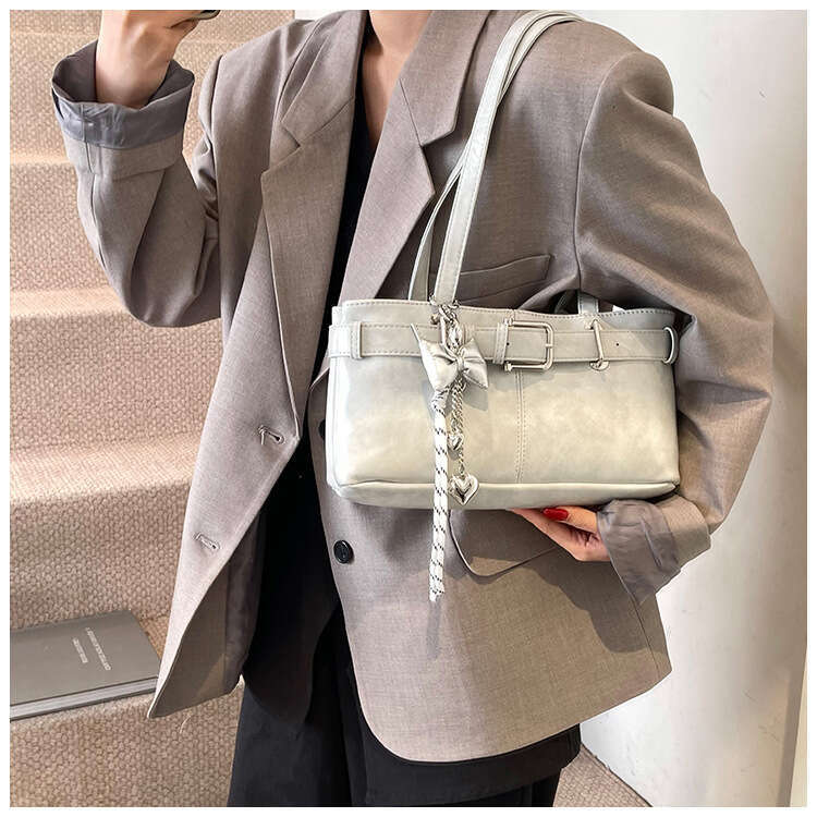 High-end Versatile Underarm for Women 2025 New Bowknot Handbag Fashionable Commuting Outing Shoulder Bag