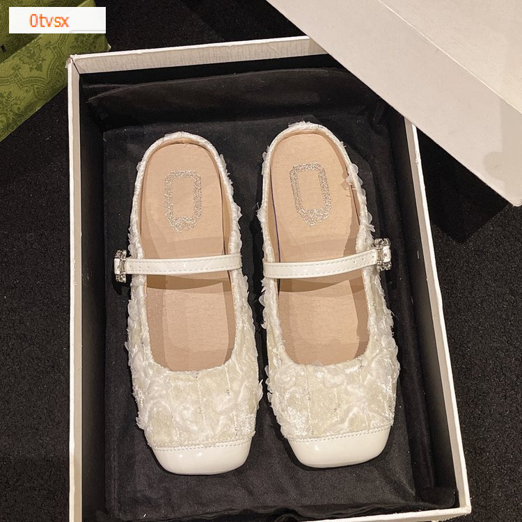 Fashion flat shoes for winter, new sequin fabric, elegant Chinese style, versatile luxury women's sandals, designer shoes