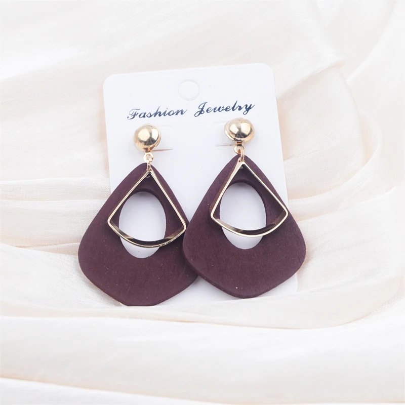 Designer earrings Autumn and winter hollow earrings temperament tassel personality simple earrings retro earrings free shipping gift for women luxury 