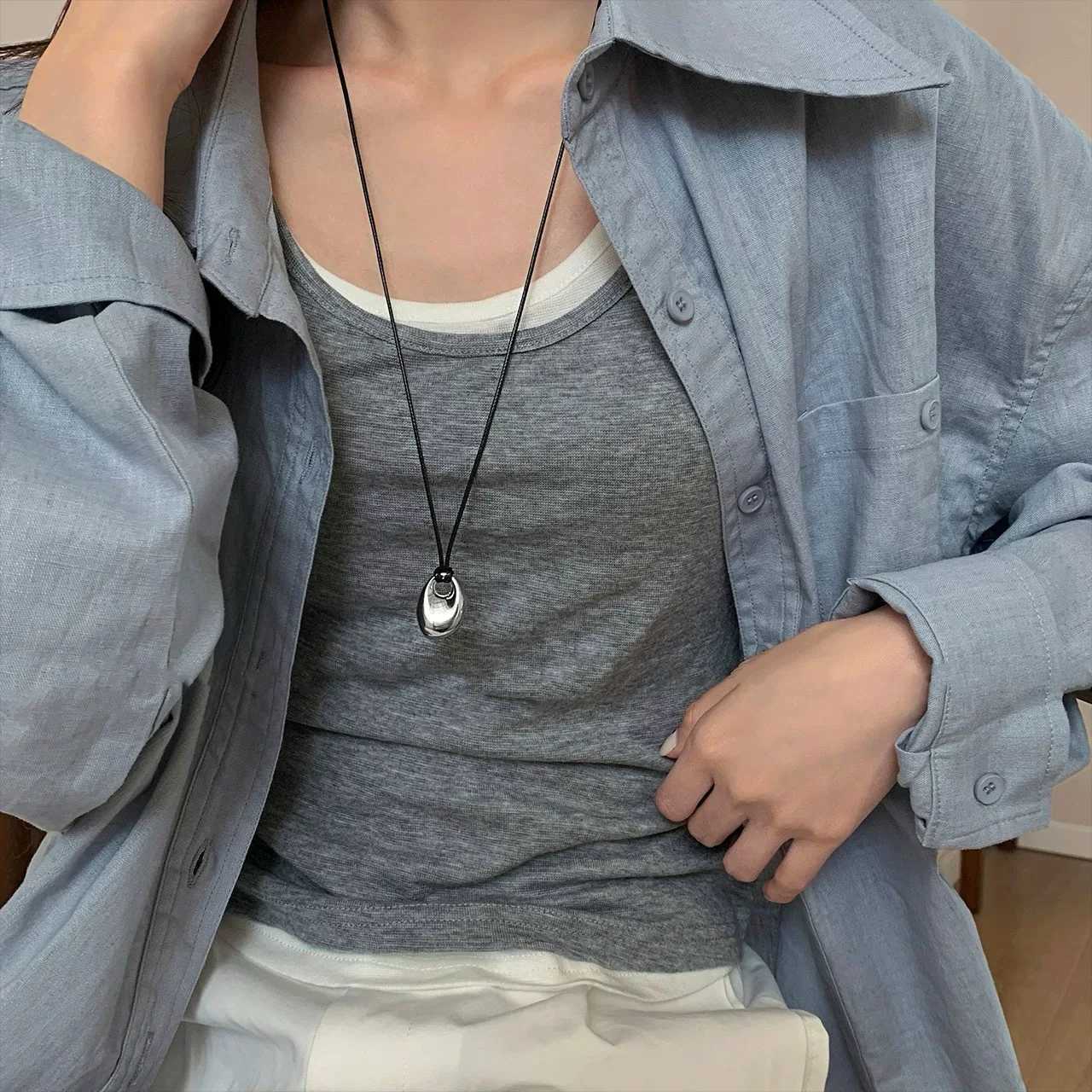 Pretty Cute Design Black Cord Irregular Metal Pendant Necklace for Women Long Style Adjustable Sweater Chain JewelryXJ251024