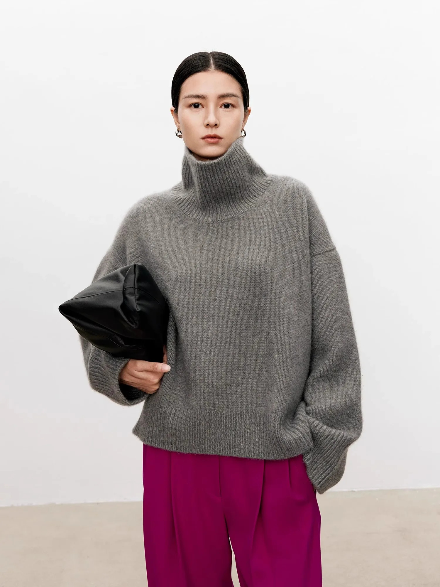 Thickened turtleneck 100 pure cashmere sweater womens loose lazy knit silhouette sweater European products 251024