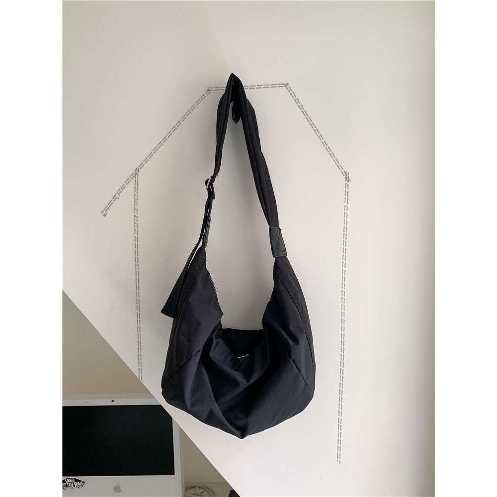 Nylon Single Crossbody For Women, Large Capacity, Spring And Summer Versatile Casual Bag, Niche Wide Shoulder Strap Fashion Dumpling Bag B5