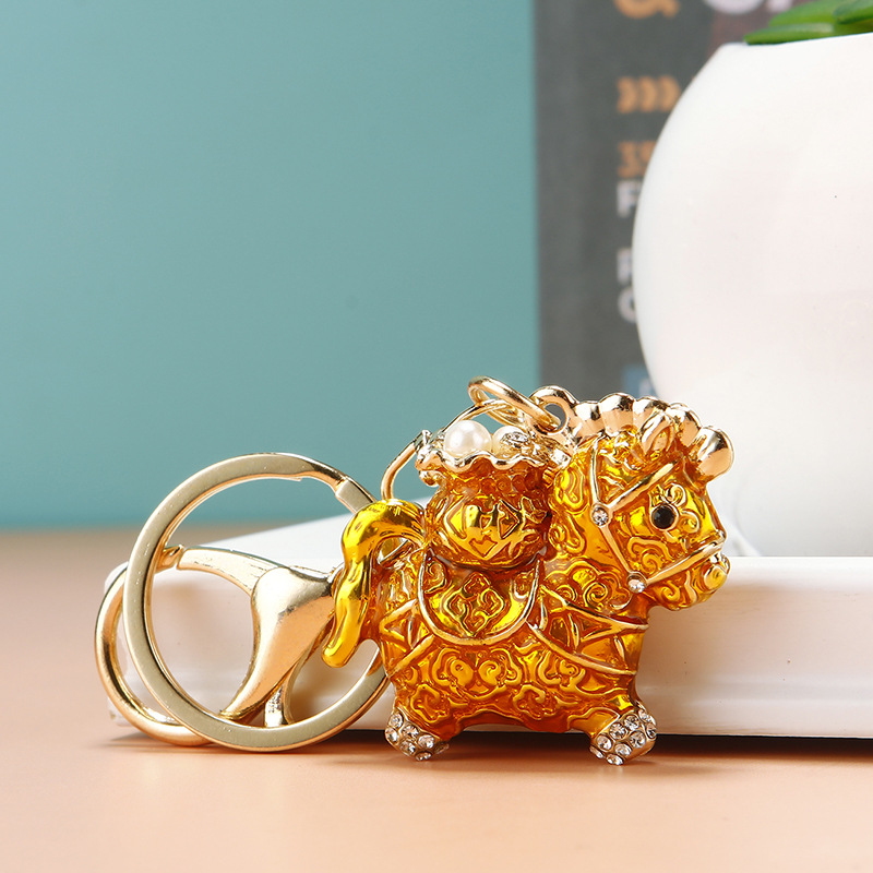 Chinese Style Rhinestone Lucky Horse Car Keychain - Creative Cute Bag Charm for Women, Zodiac Key Chain Accessory