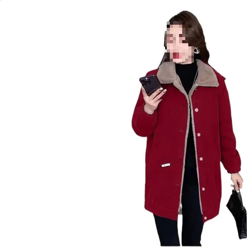 Plus Size Fleece Lined Jacket Womens Winter Fashion Loose Coat MidLength High Quality for Mature Women 251018