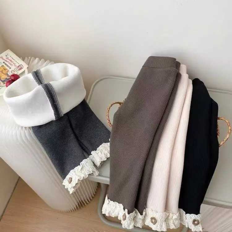 Baby Fashion Velvet Leggings Print Lace Pants Childrens Girls Warm Leggings For Autumn And Winter Pants Comfortable PantsT251024