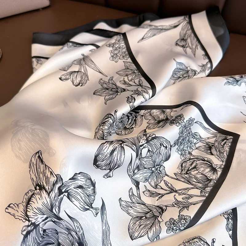 7070cm Luxury ral Print Silk Square Scarf Wen Foard Haiand Hands Bag Ribbon Hijab Neckerchief band Bandana Y251024