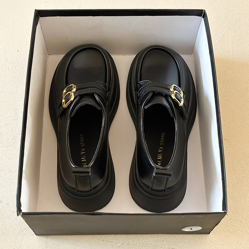 Thick-Soled British Style Women's Leather 2025 New Autumn Winter Fleece-Lined Loafers Slip-On Mary Jane Shoes ddmythur