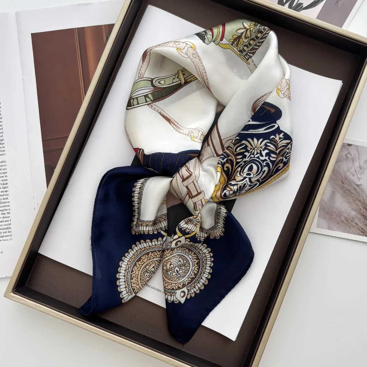 Geetric Print Shl Square Scarf for Wen Satin High Quty Neckerchief Fem Hair Bands Ribbon band Bandana Y251024