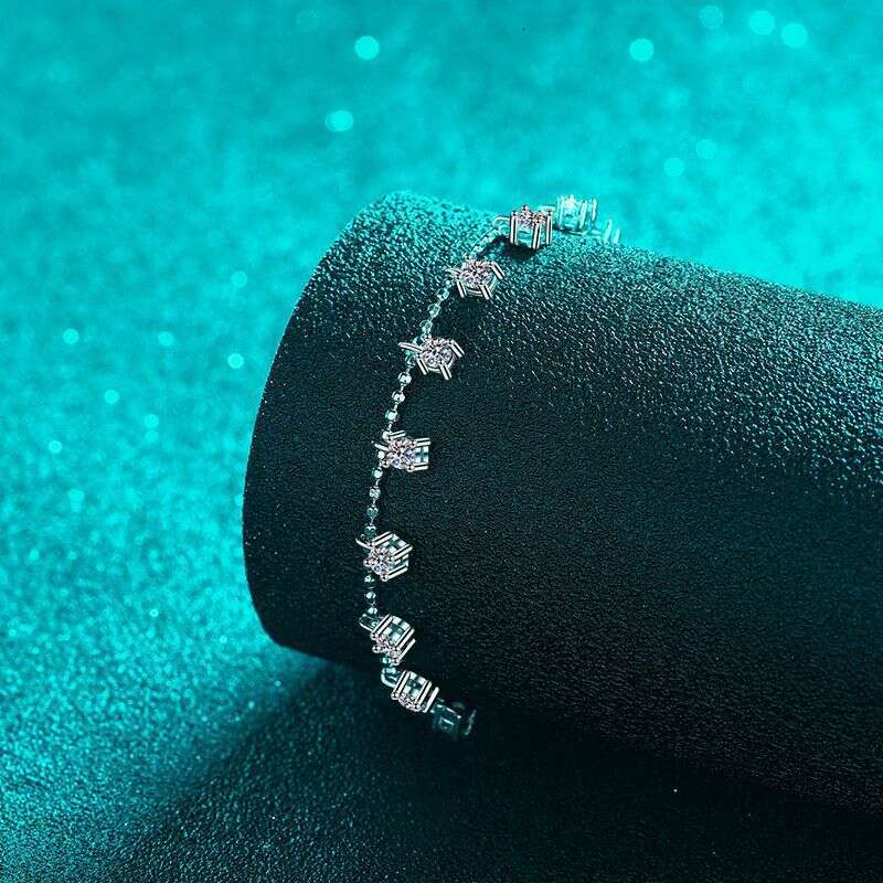 DHCollections-- Xindeyi S Pure Sier Full Moissanite PT950 Gold Plated Light Tassel Bracelet Daily Elegant