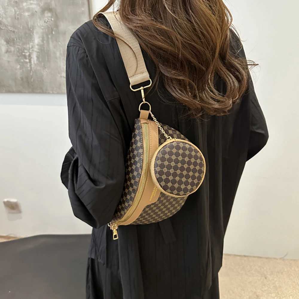 New fashion trend waist bag casual fashion chest bag casual retro shoulder bag Korean version crossbody bag womens bagL251024