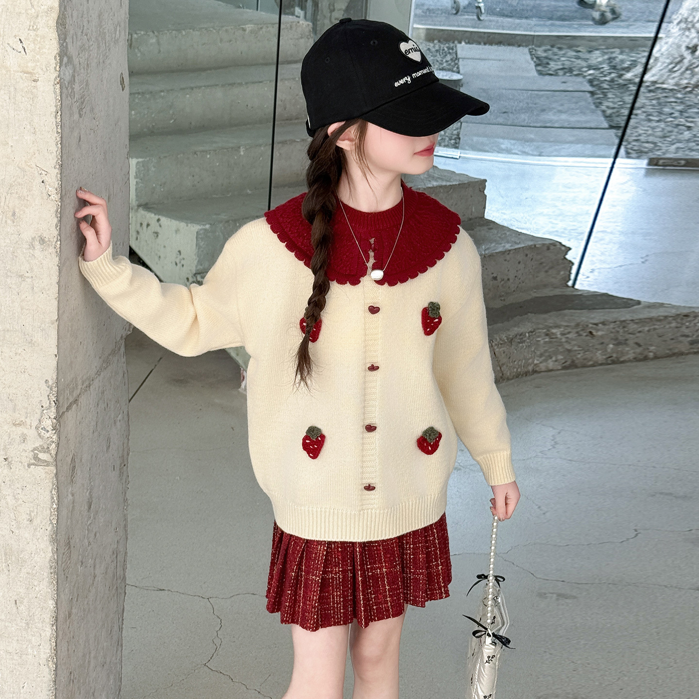 Girl Fashion Designer Knitted Sweater Autumn/Winter New Fashion Children's Fashion Big Girl Sweater Ruffle Skirt Set