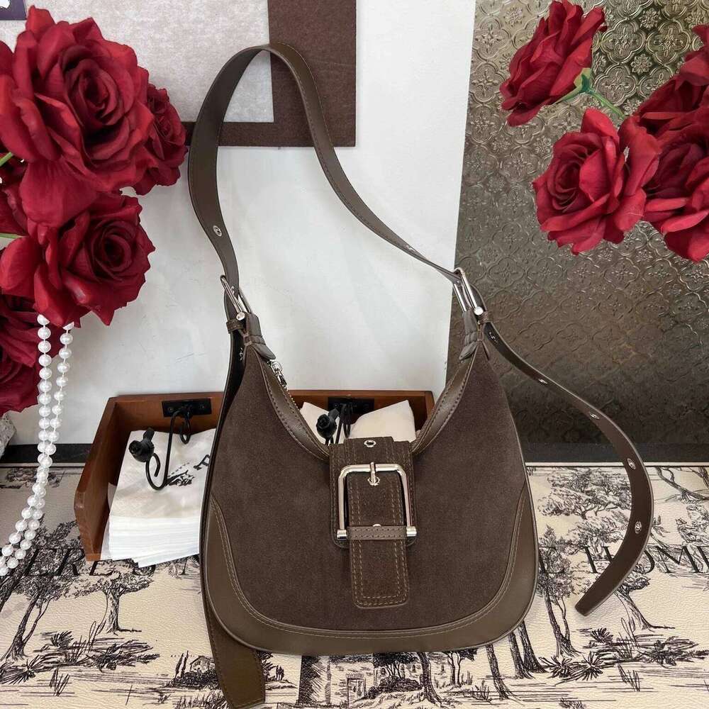 Single-Shoulder Autumn And Winter Matte Genuine Leather Women's Bag, Large-Capacity Fashionable Crossbody