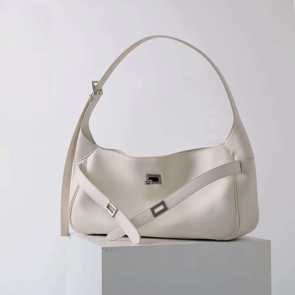 2025 New Ins Chic Design Stylish Black Tote Large Capacity Nappa Cow Leather Women Single Shoulder Bag High-End Ladies Handbag