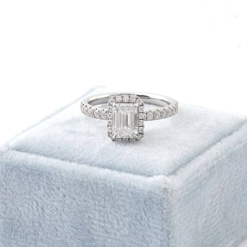 Luxury Solid Gold Ring 2ct 10K 14K 18K Pure Gold Diamond Sparkling Emerald Cut Platinum Jewelry Moissanite Ring