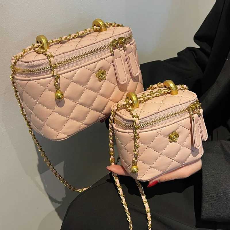 Texture Diamd Grid Shoder Bag WenS Bag New Chain Crossbody Bag Small Fragrant Style Fiable Texture Handbag Y251022