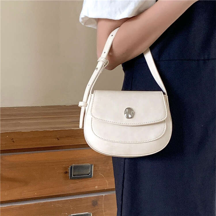 New Flip Cover Handbag Shoulder High-End Feel Women Solid Color Simple Crossbody Niche Shell Underarm Bag B5