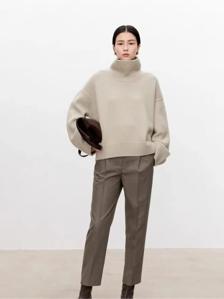Thickened turtleneck 100 pure cashmere sweater womens loose lazy knit silhouette sweater European products 251024