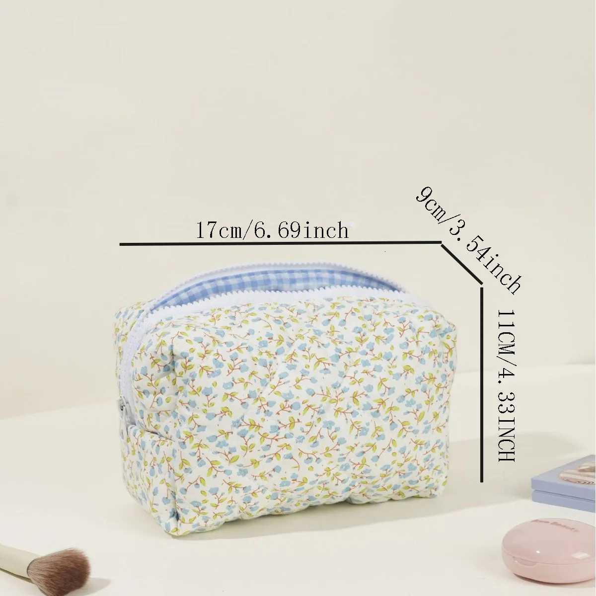 largecapacity cotton floral quilted makeup toiletry storage bagT251024
