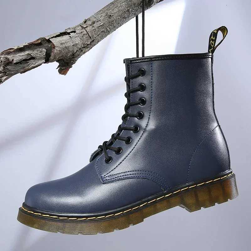 Leather Men Boots Outdoor Winter Mens Ankle Boots Lightweight Casual Shoes Designer Male Warm Work Boots Classic Handmade Boots W251024