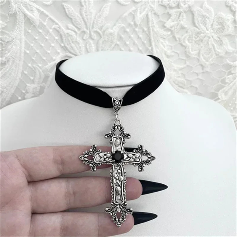Goth Limited Black Velvet Cross Choker Bead Necklace Grunge Black Velvet Jewelry Gorgeous Women Punk Gift Statement Gothic 251023