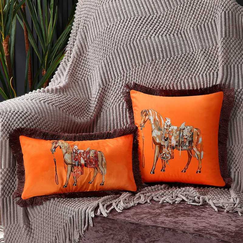 Horse 45x45cm 30x50cm Throw Cushion Cover Palace Horse Pattern French Senior Style Couch Sofa Lumbar W251024