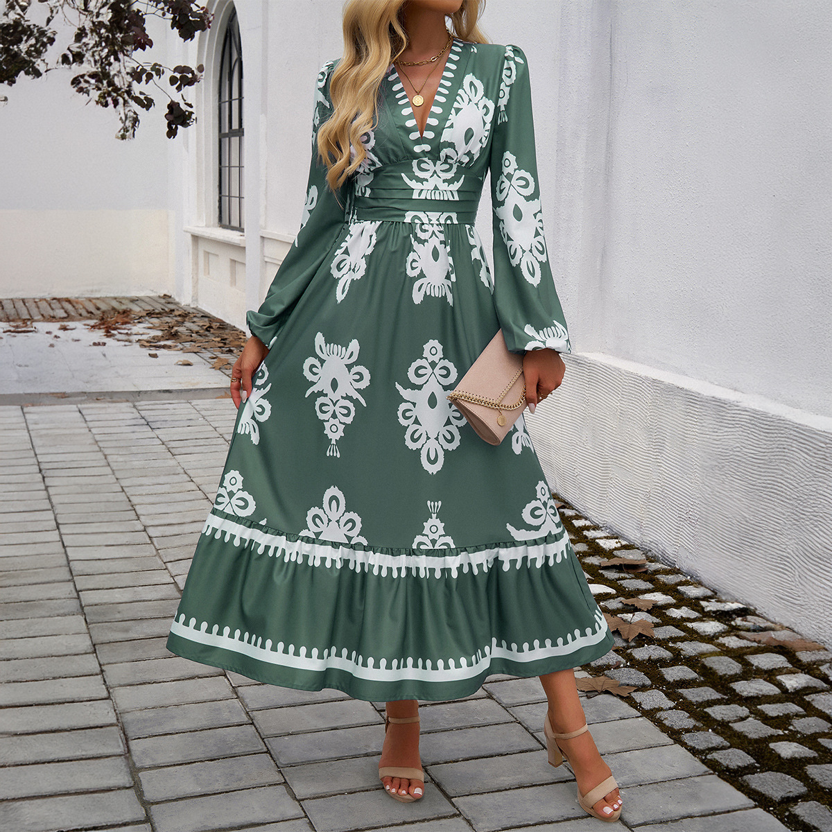 Autumn and winter new European and American designer foreign trade dress women's elegant printed V-neck A-line dress