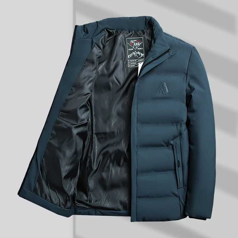 Winter Mens Jacket Fashion Men Thermal Parkas Coats Casual Classic Outwear Windbreaker Warm Padded Jackets Men Clothing Z251024