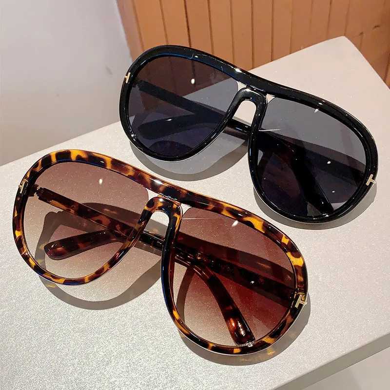 Trend Oversized Pilot Sunglasses Women For Men Luxury Brand Designer Sun Glasses Vintage Big Frame Eyeglasses Punk Driving ShadeT251024