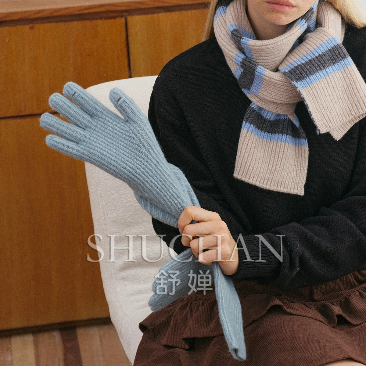 Homemade wool blended solid gloves womens autumn and winter atmosphere soft touch screen Korean knitted gloves 251023