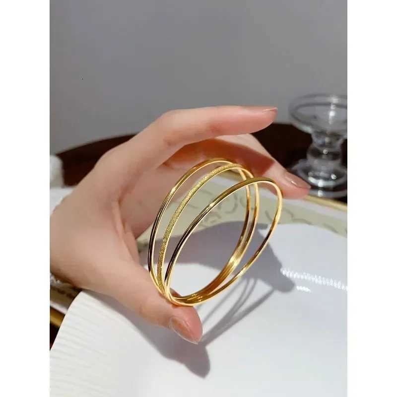 Titanium Steel Gold Silver Color Bangles for Women Girls Trend Waterproof Jewelry Luxury Sparkling Zircon Bracelet Bangle entry luxW251024