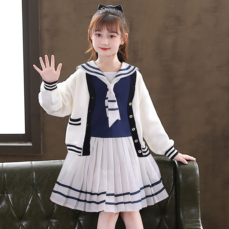 Children's designer fashionable winter new Korean style cute girl long sleeved sweater navy collar uniform