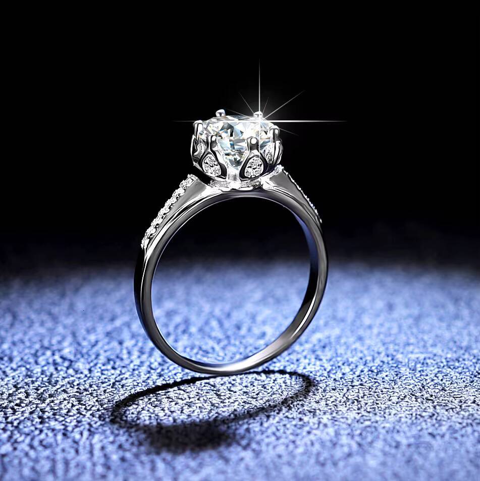Fashion Classic Ins S925 Sterling Silver Moissanite Ring Gifts for Women Six Claw Crown Round Diamond Row Ring