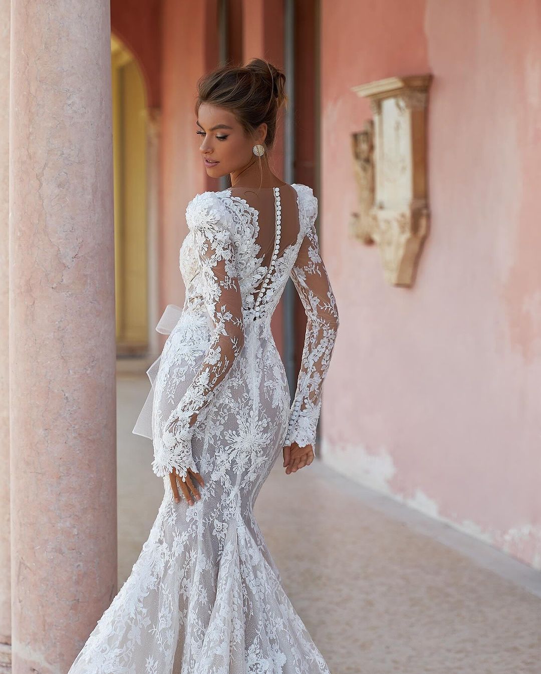 Luxury Lace Mermaid Wedding Dresses Puffy Long Sleeves Illusion V Neck Bridal Gowns Plus Size Formal Special Occasion Bride Dresses Engagement Gowns