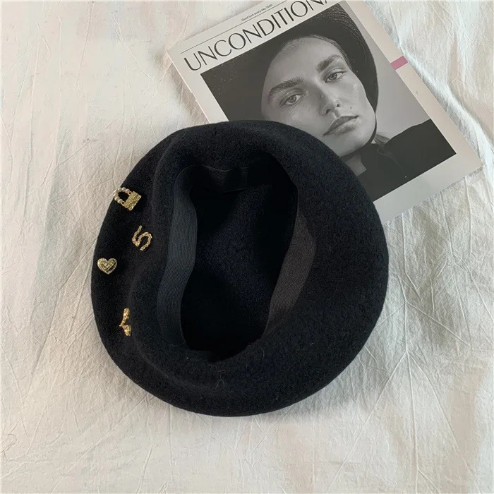 Autumn Winter Cashmere Beret Women British Vintage Fashion Art Painter Hat Outdoor Warm Hat 251023