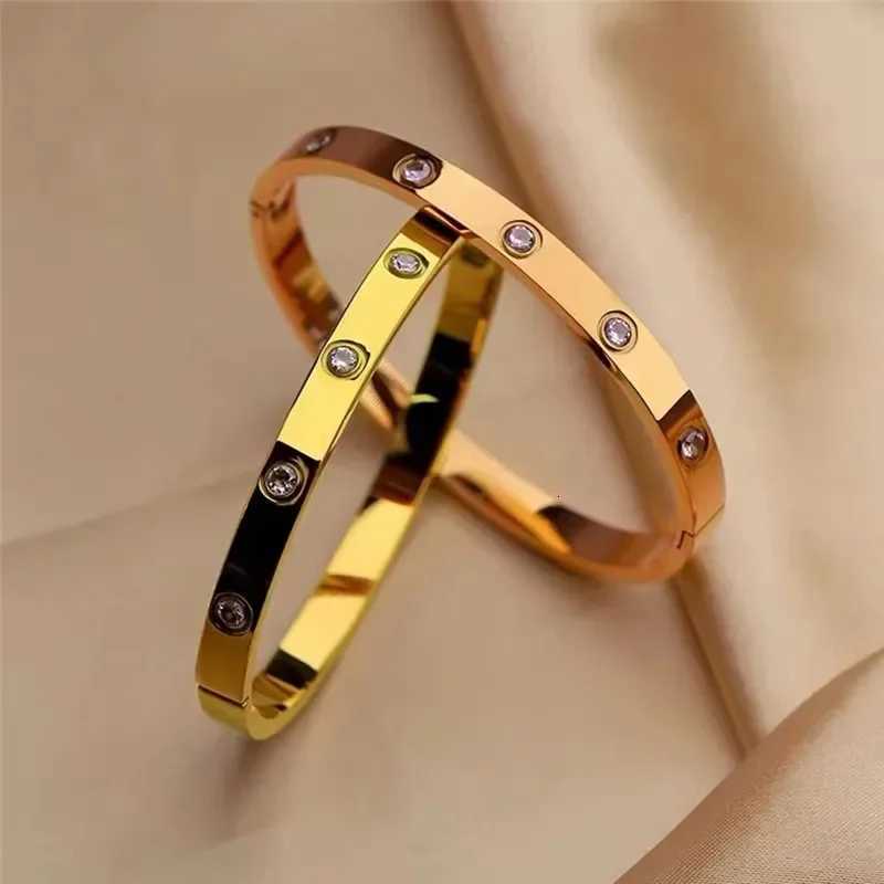 New Design Gold Color Zircon and Cross Nut Nail Bracelet Bangle for Woman Stainless Steel Screw Brand Jewelry DropshippingW251024