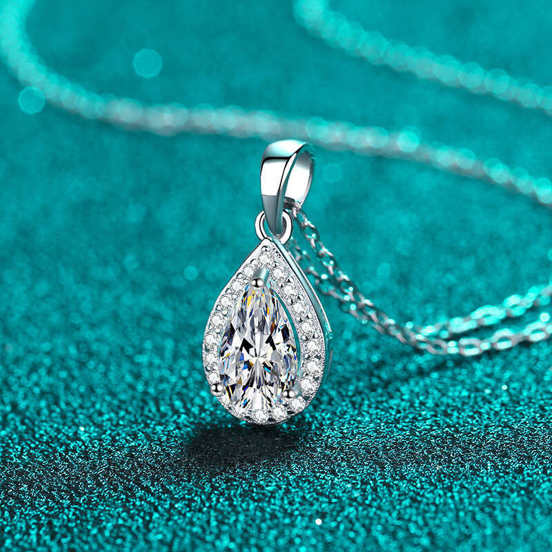 DHCollections-- Sterling Sier for Women 5*8 Pear-Shaped Moissanite Clavicle Chain Plated with PT950 Gold Cluster Necklace