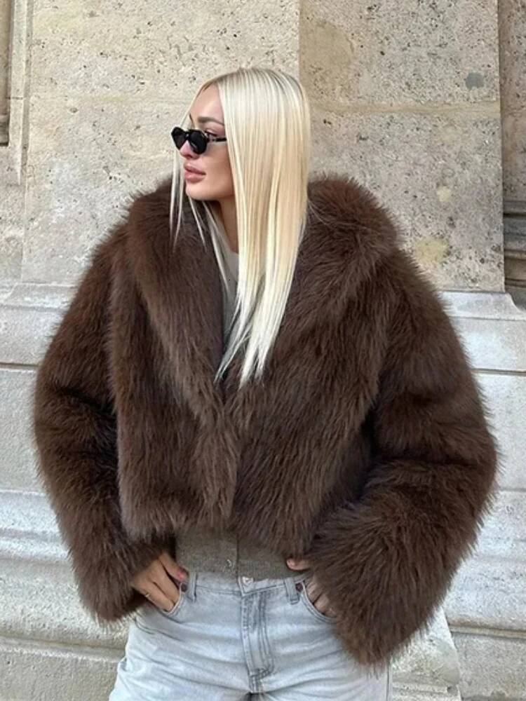 Women's Retro Warm Faux Fur Jacket Thicken Lapel Long Sleeve Hidden Button Casual Loose Soft Crop Outwear Winter Chic Coat dongdumaoyi