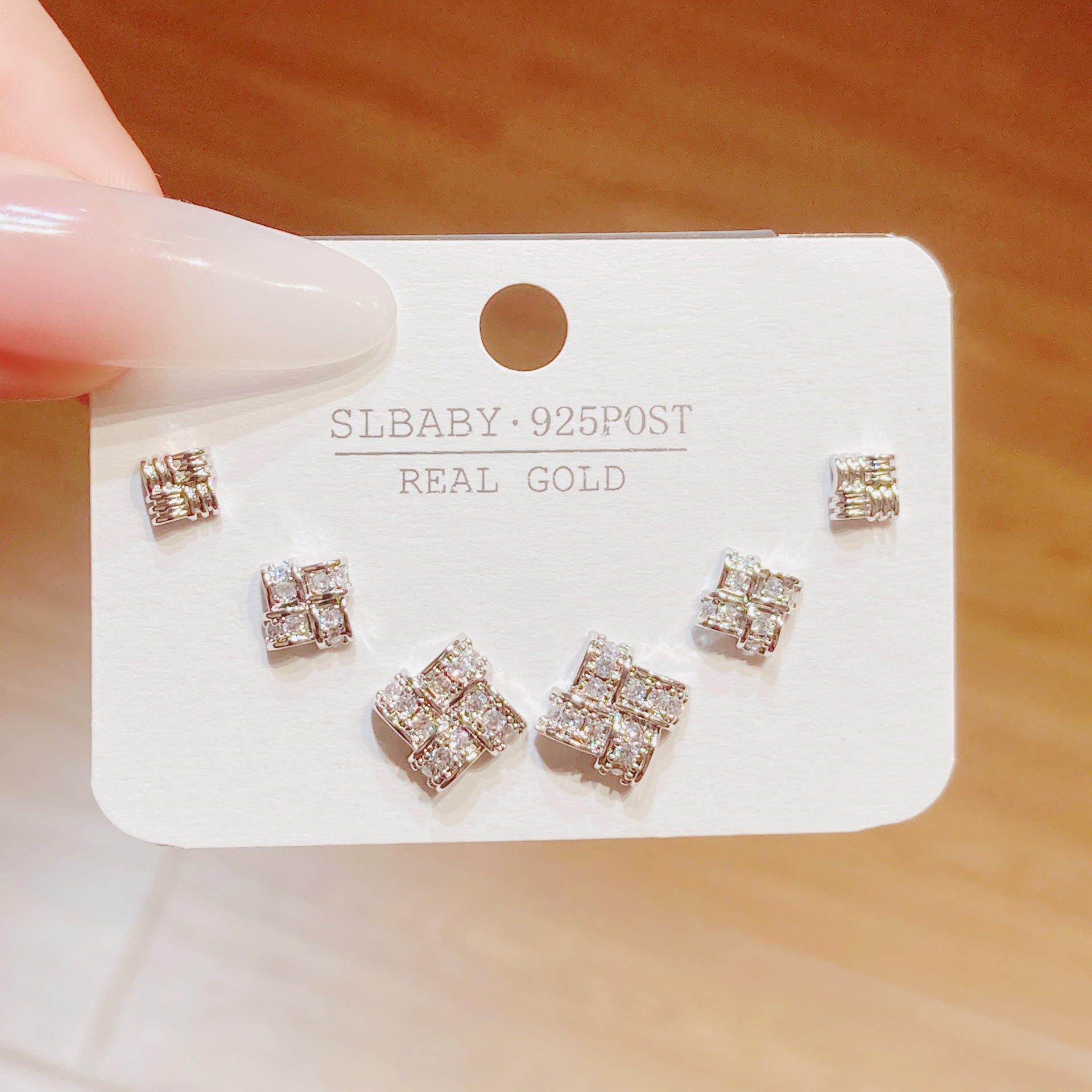Designer earrings Luxury earrings S925 Silver Needle Gold earrings Hollow Square Light Luxury Retro Earrings High Grade Zircon Earrings Geometric Earr