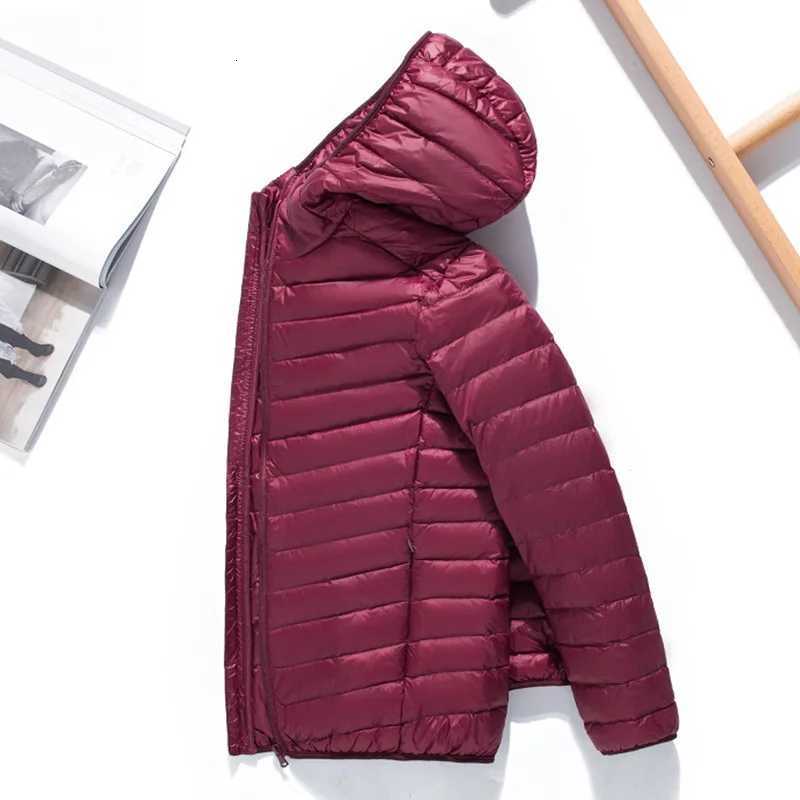 Mens Fashion Hooded Solid Lightweight Down Jacket 2021 New Arrivals Men Short Large Size Puffer Jackets Male Casual Light Coats Z251024