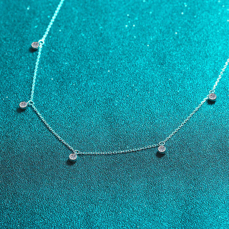 DHCollections-- Sterling Sier Necklace Moissanite Starry Sky Collarbone Chain Plated PT950 Gold Choker