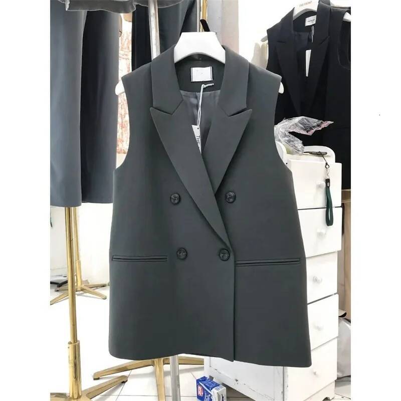 Casual Black Suit Coats Peak Lapel Sleeveless Vests Women Fashion OL 2025 Elegant Oversize Korean Style Blazer dongdumaoyi
