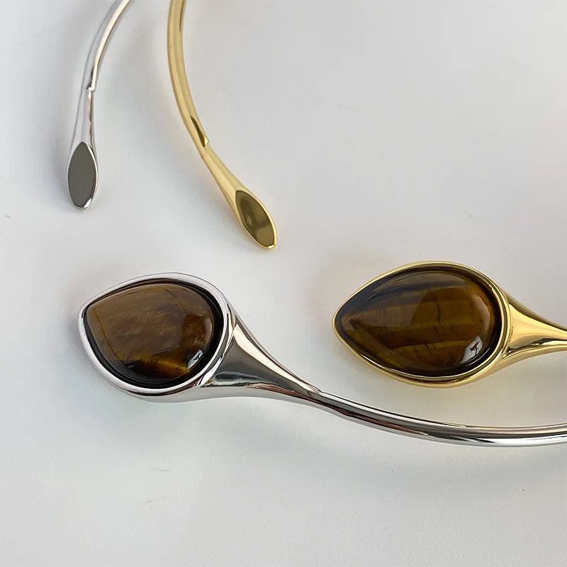 Fashion Water Drop Shaped Tiger Eye Stone Metal Open Choker Necklace for Women Girls Simple Exaggerated Party Jewelry Gifts 251016