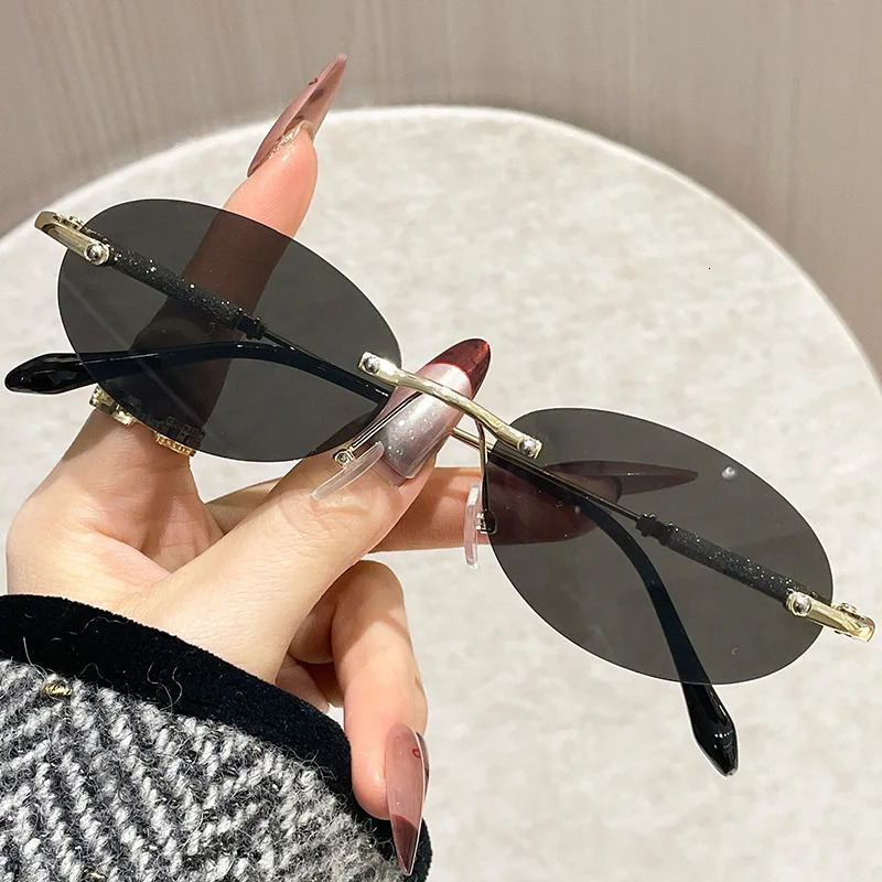 Fashion Small Rectangle Sunglasses Men Women Vintage Square Driving Sun Glasses Metal Frame Eyewear UV Glasses 251023